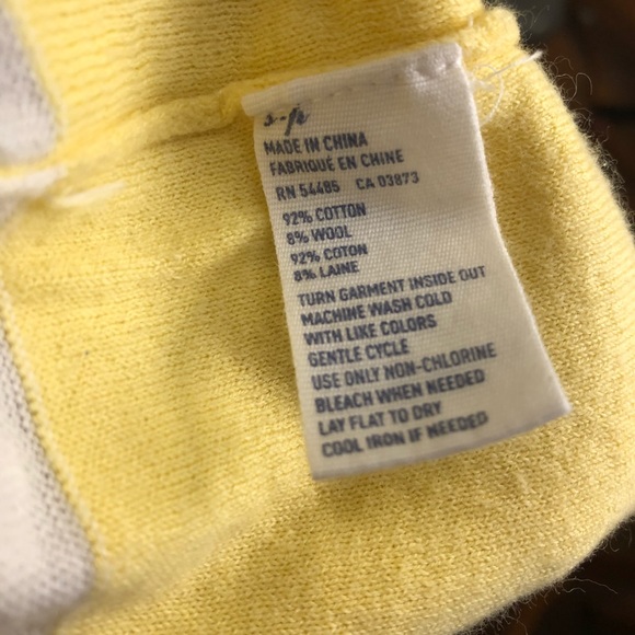 ✅SOLD <American Eagle> Yellow Striped Sweater - Picture 7 of 7